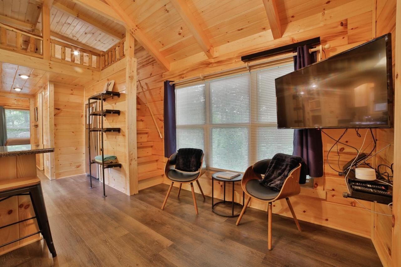Thomas Cabin Forest Tiny Cabin With Hot Tub Чаттануґа Екстер'єр фото