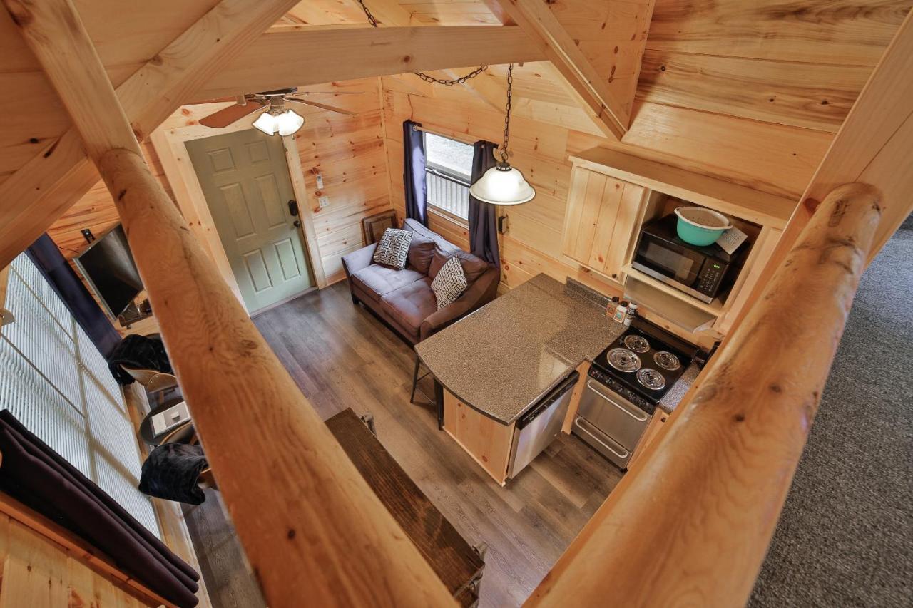 Thomas Cabin Forest Tiny Cabin With Hot Tub Чаттануґа Екстер'єр фото