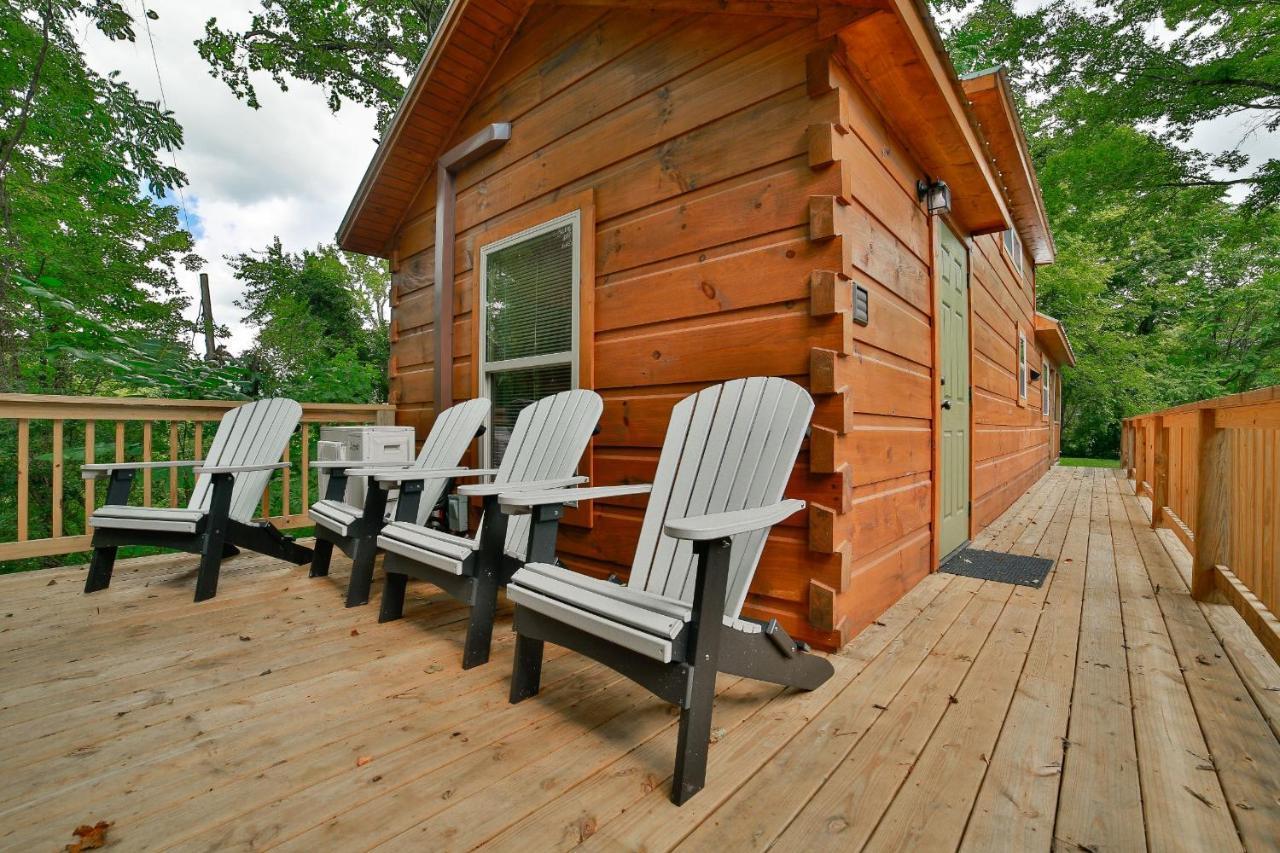 Thomas Cabin Forest Tiny Cabin With Hot Tub Чаттануґа Екстер'єр фото